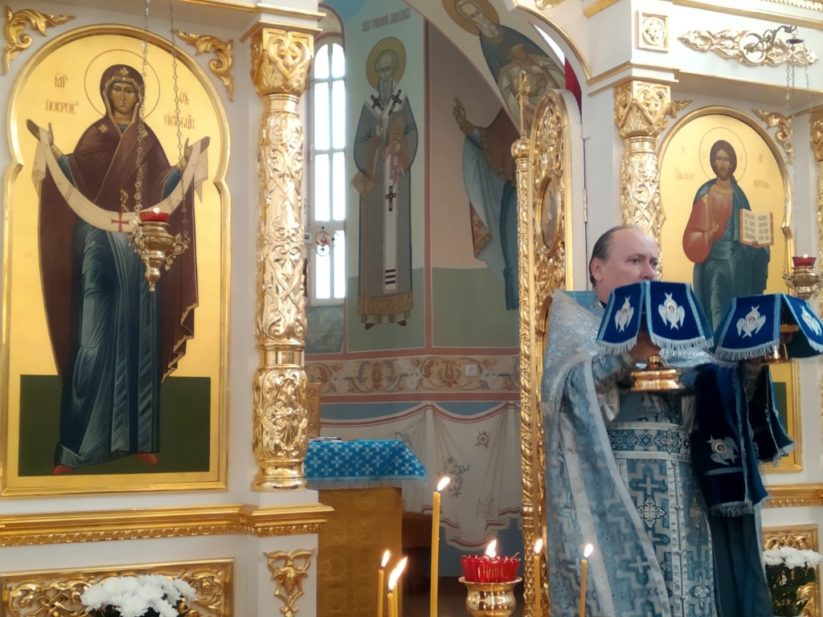 Всему миру предивный покров